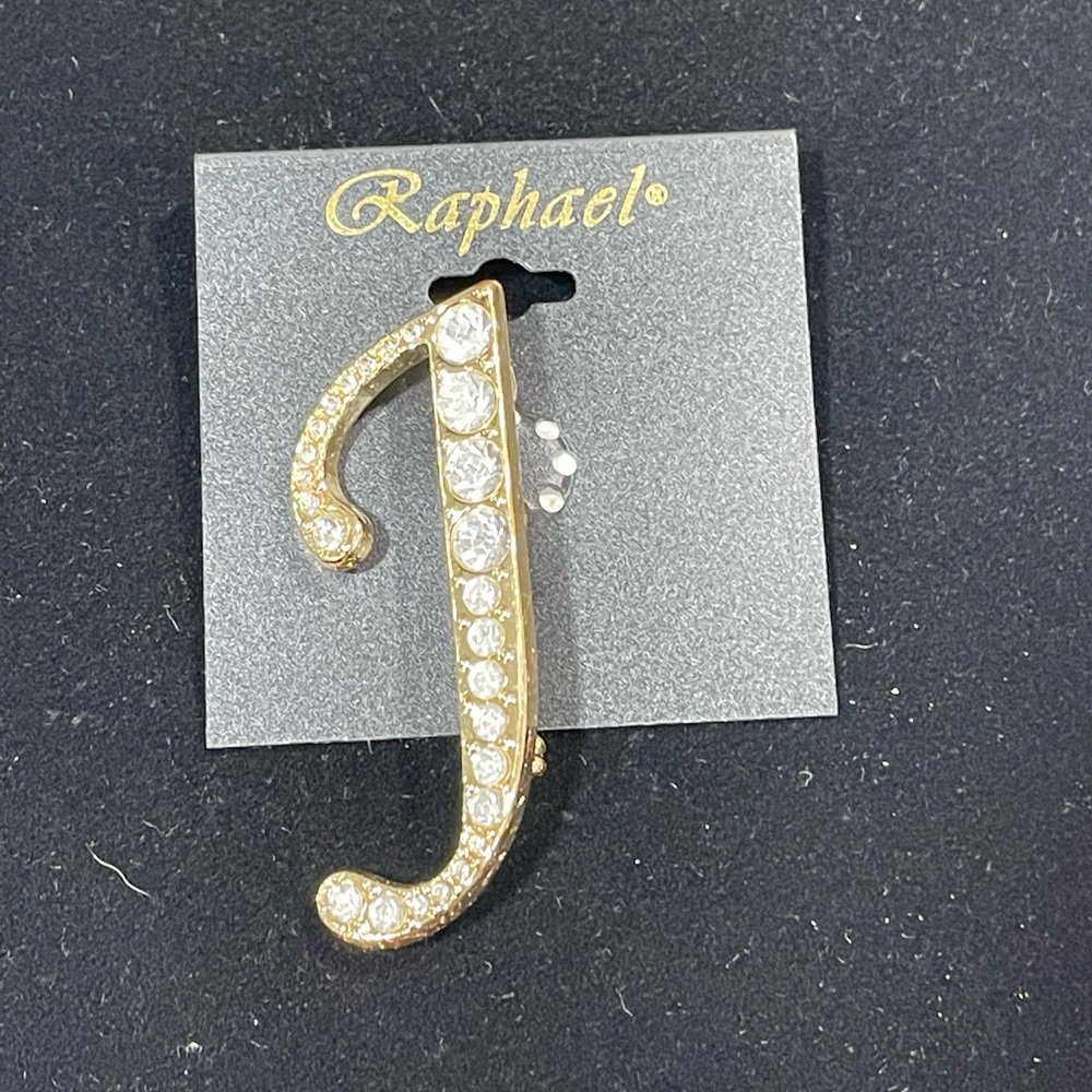 New Raphael Pretty J Initial Letter Pin